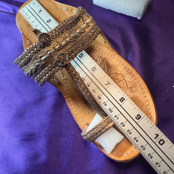 📌White Mountain Gold Metallic Slip On Toe Loop Flat Lightweight Sandals - Picture 12 of 15